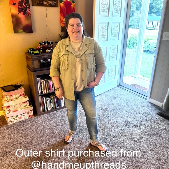 @Sweeteve41 Live Show! Like This to Be Notified When I'm Going Live! - Picture 2 of 4